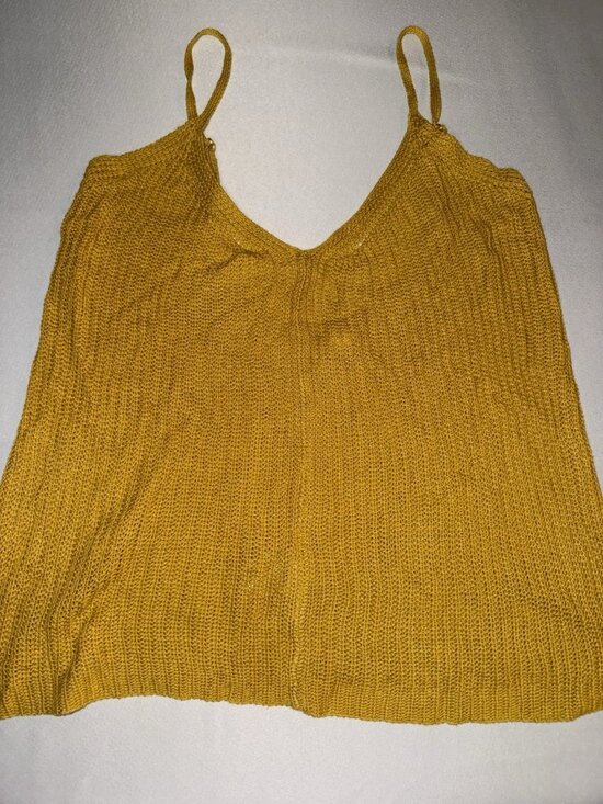 Miss Love Tops - Miss Love Women's Yellow Knit Cropped V-Neck Sleeveless Tank Top Size M